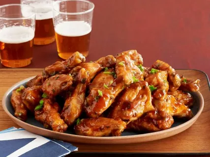 The Secret to Why Wings Pair Well with Ranch and Beer